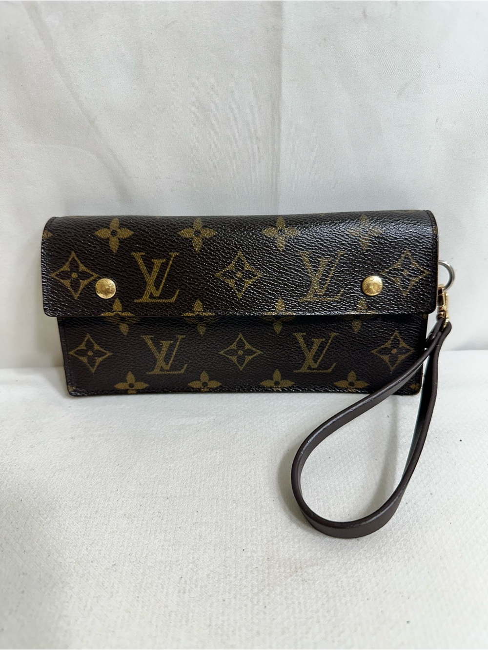 Louis Vuitton Wristlet Wallet